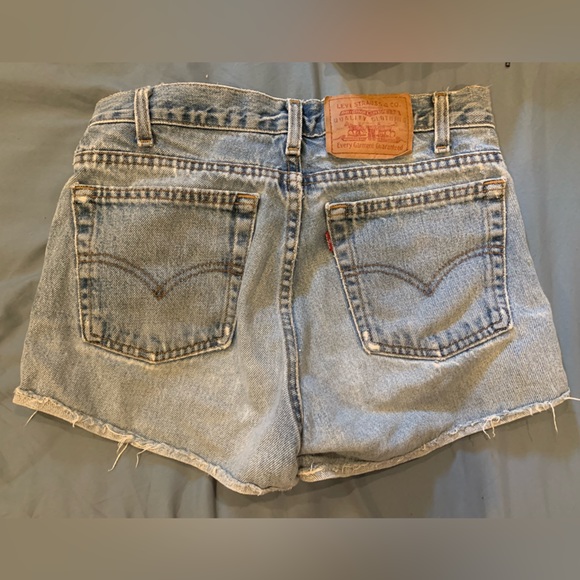 Shorts bundle: Levi’s size 27, Lululemon, Dynamite - Picture 5 of 9